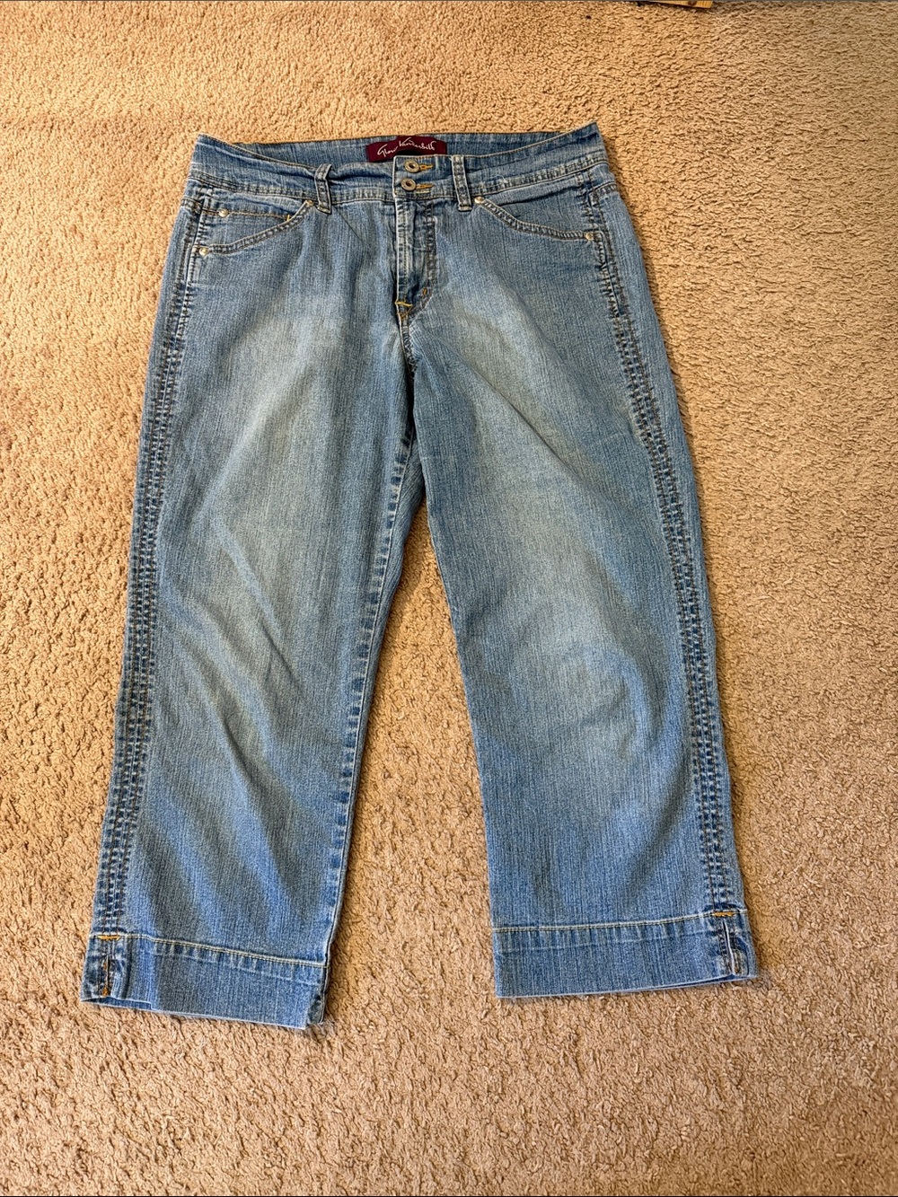 Light Blue Women's Cropped Jeans